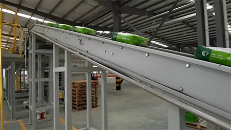 Máy bốc xếp bao vữa khô lên pallet tự động