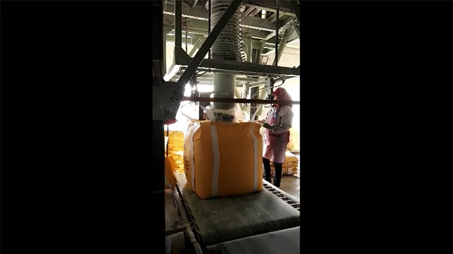 Máy cân bao lớn tự động cho soda Ash (Natri cacbonat)  Haohua, Sơn Đông, Trung Quốc (800 800 bao/giờ)